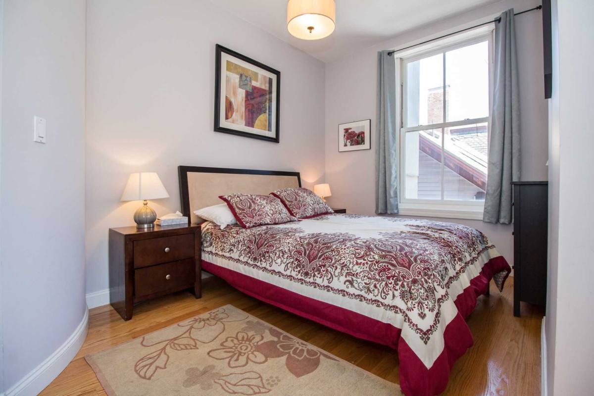 Apartment for rent at 17 Harvard St, Brookline, MA 02445
