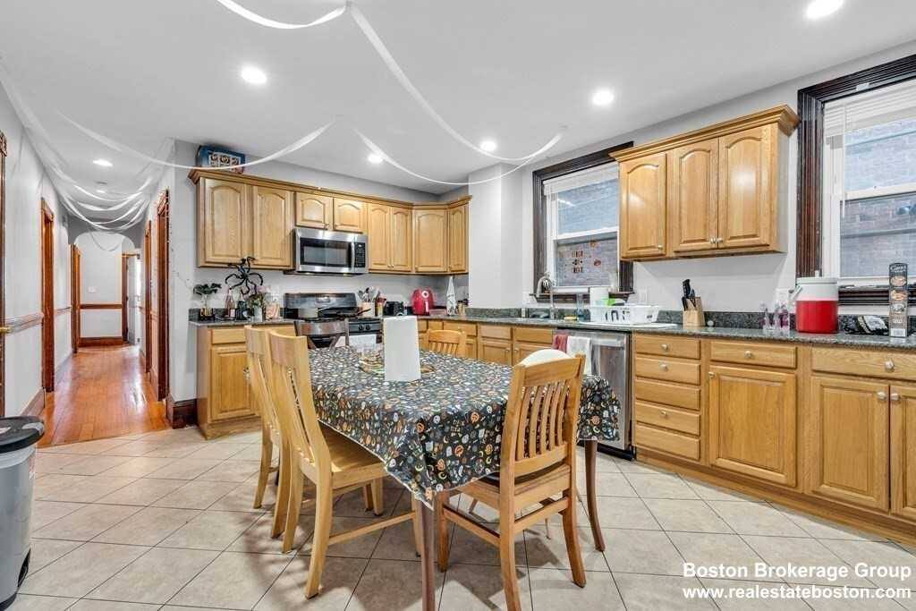 Apartment for rent at 182 Saint Alphonsus St, Roxbury Crossing, MA 02120