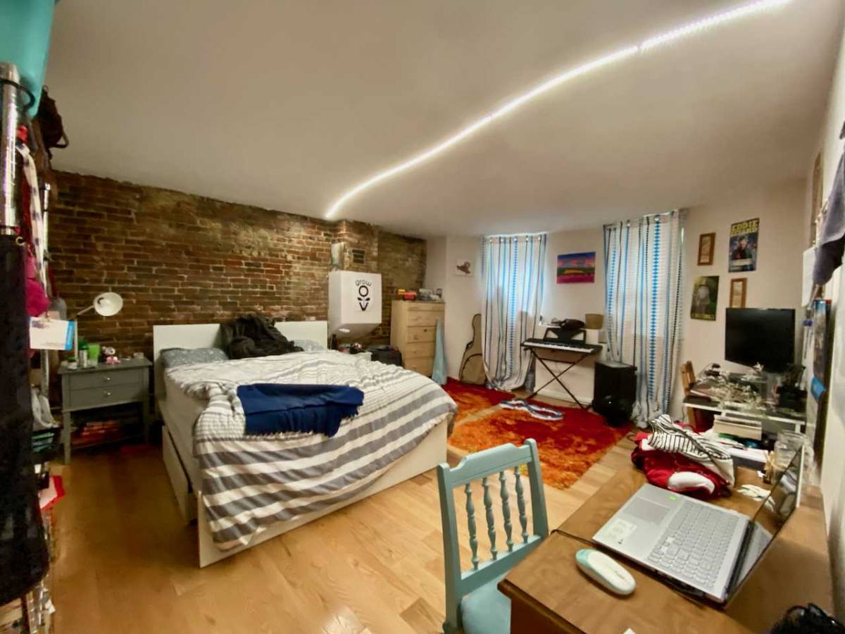 Apartment for rent at 214 Northampton St, Boston, MA 02118