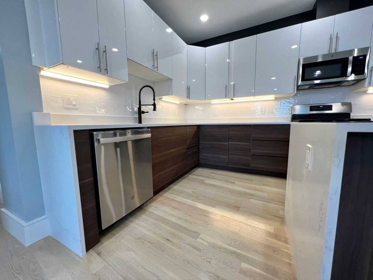 Apartment for rent at 9-1 University Rd #3, Brookline, MA 02445