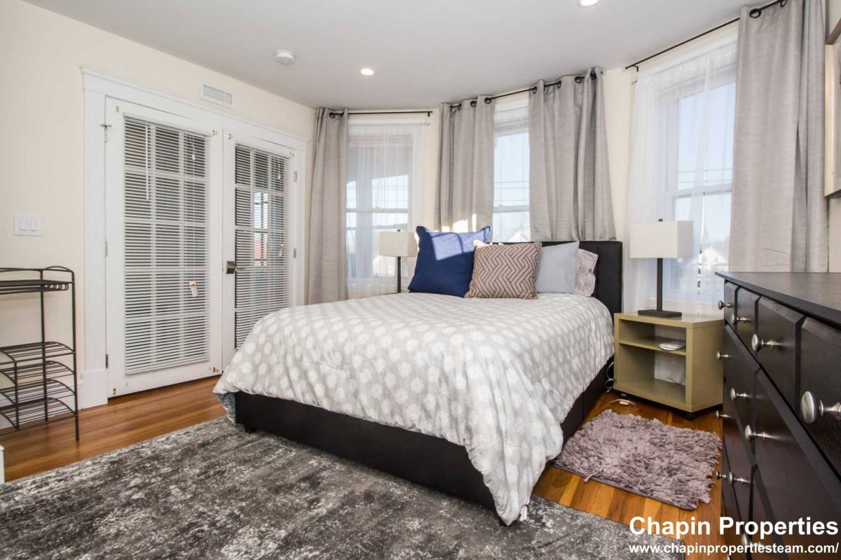 Apartment for rent at 34-1 Clay St #3, Cambridge, MA 02140