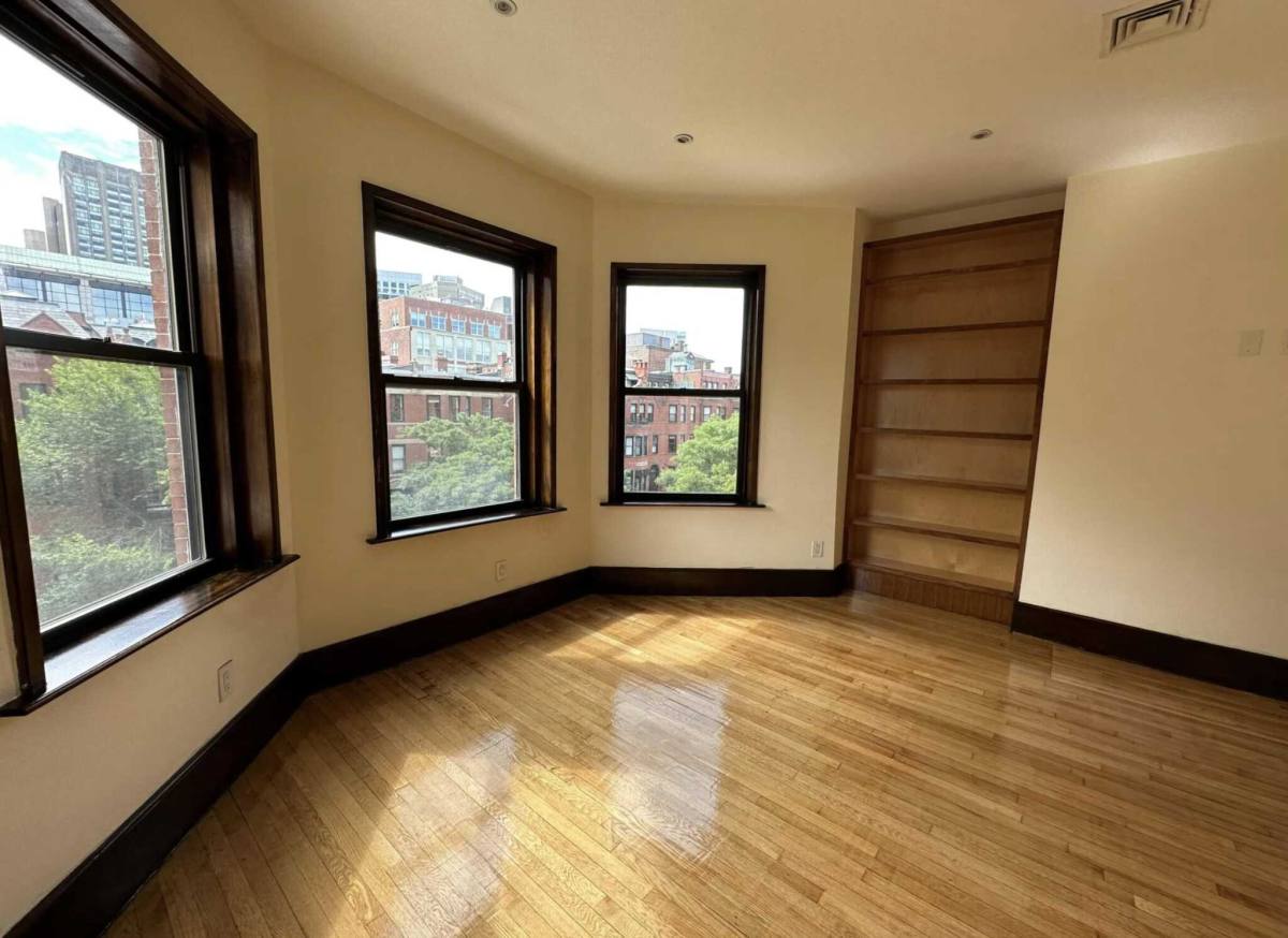 Apartment for rent at 34 Gloucester St, Boston, MA 02115
