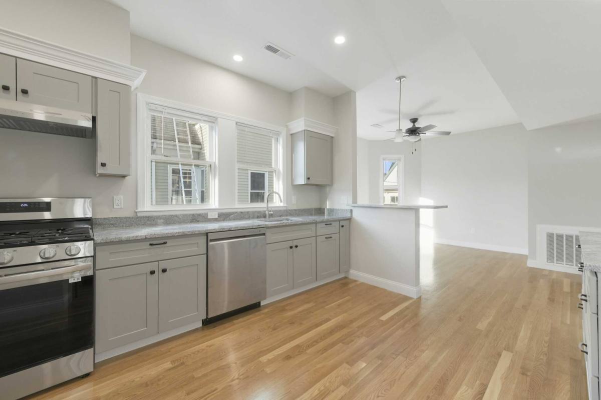 Apartment for rent at 14 Benson St, Brighton, MA 02135