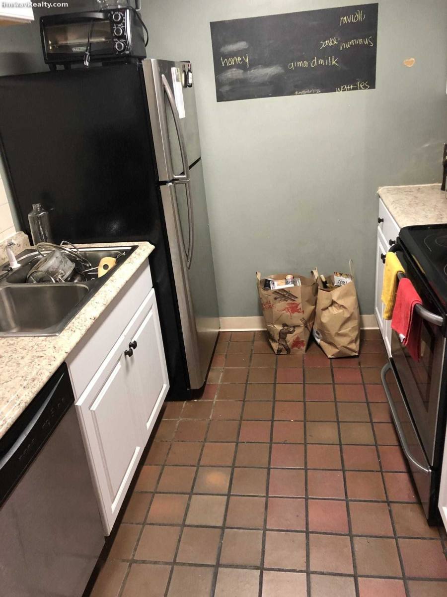 Apartment for rent at 113 Gainsborough St, Boston, MA 02115