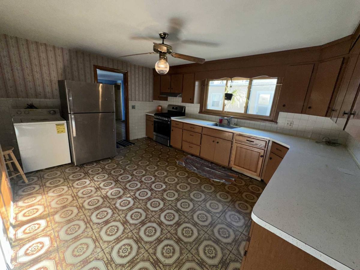 Apartment for rent at 71 Tufts St, Somerville, MA 02145