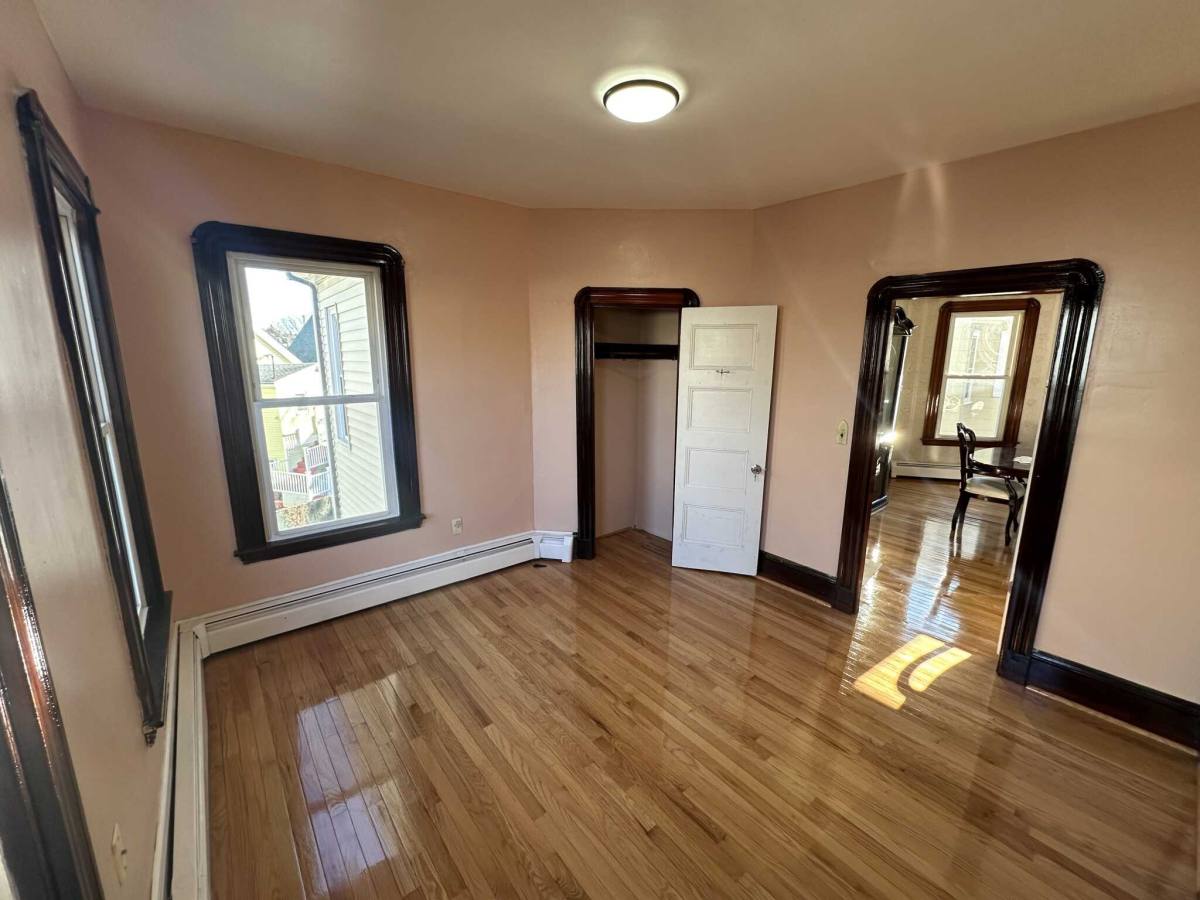 Apartment for rent at 71 Tufts St, Somerville, MA 02145