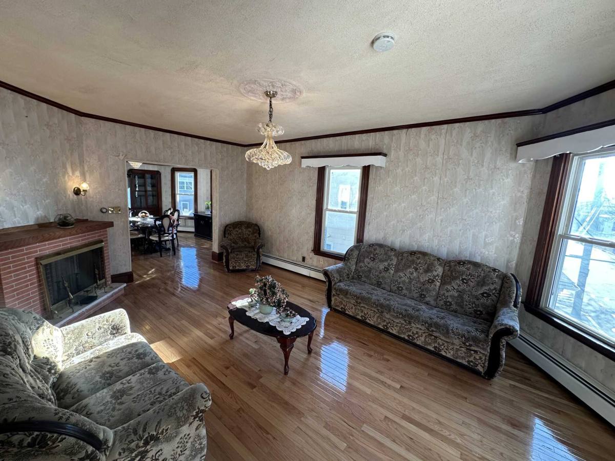 Apartment for rent at 71 Tufts St, Somerville, MA 02145