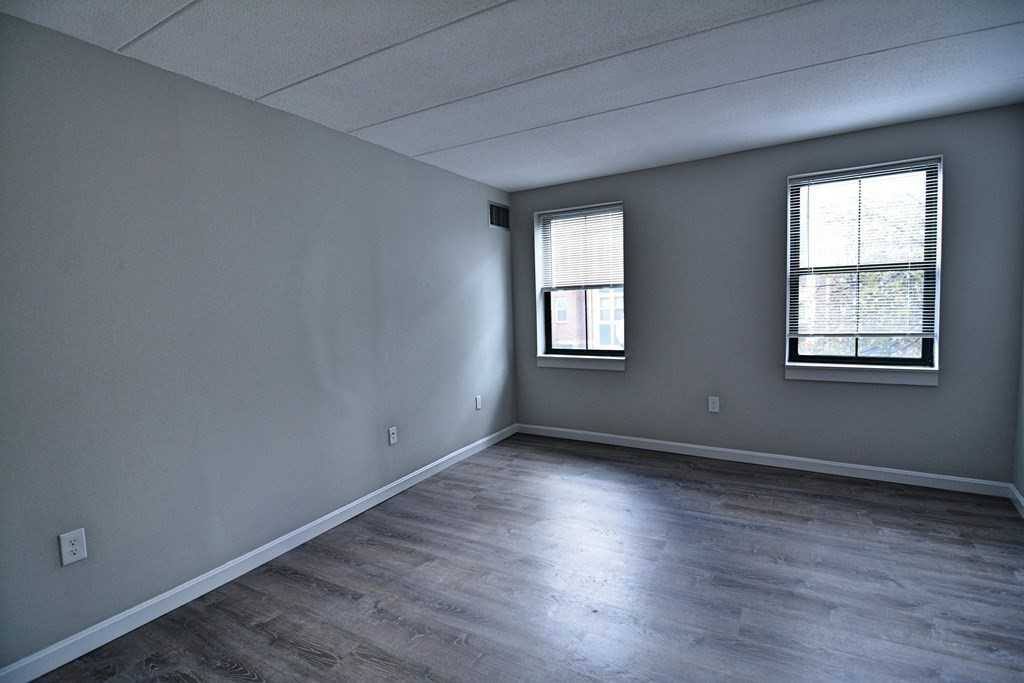 Apartment for rent at 13 Douglass Park, Boston, MA 02118