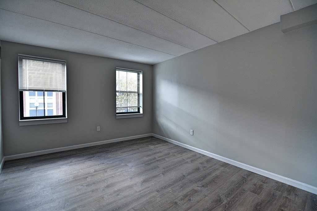 Apartment for rent at 13 Douglass Park, Boston, MA 02118