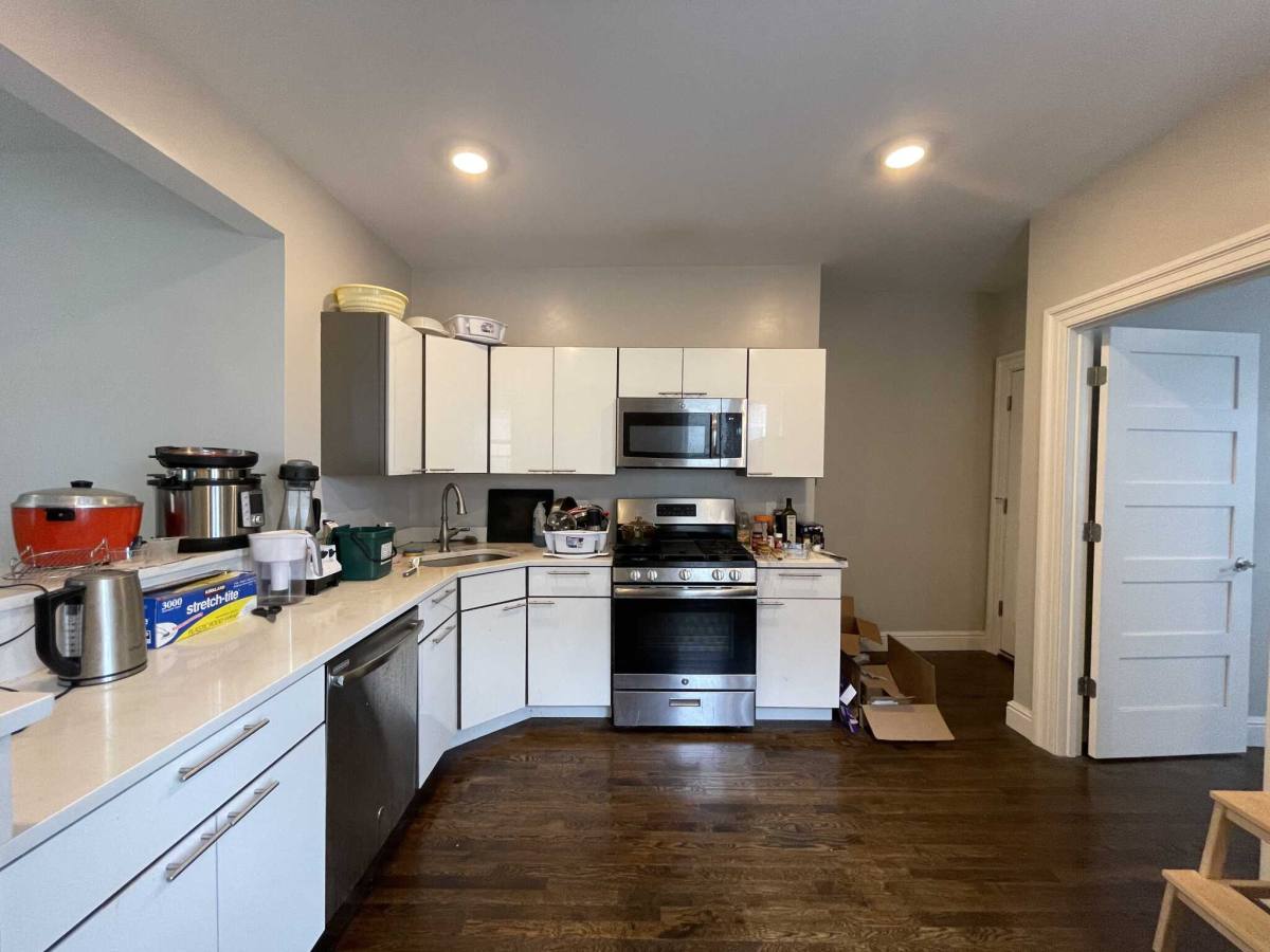 Apartment for rent at 177 Hampshire St, Cambridge, MA 02139