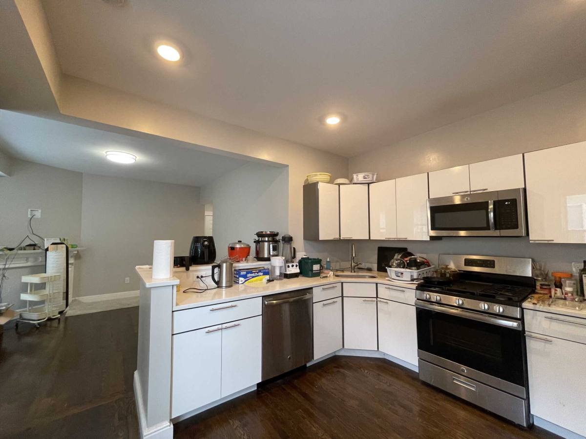 Apartment for rent at 177 Hampshire St, Cambridge, MA 02139