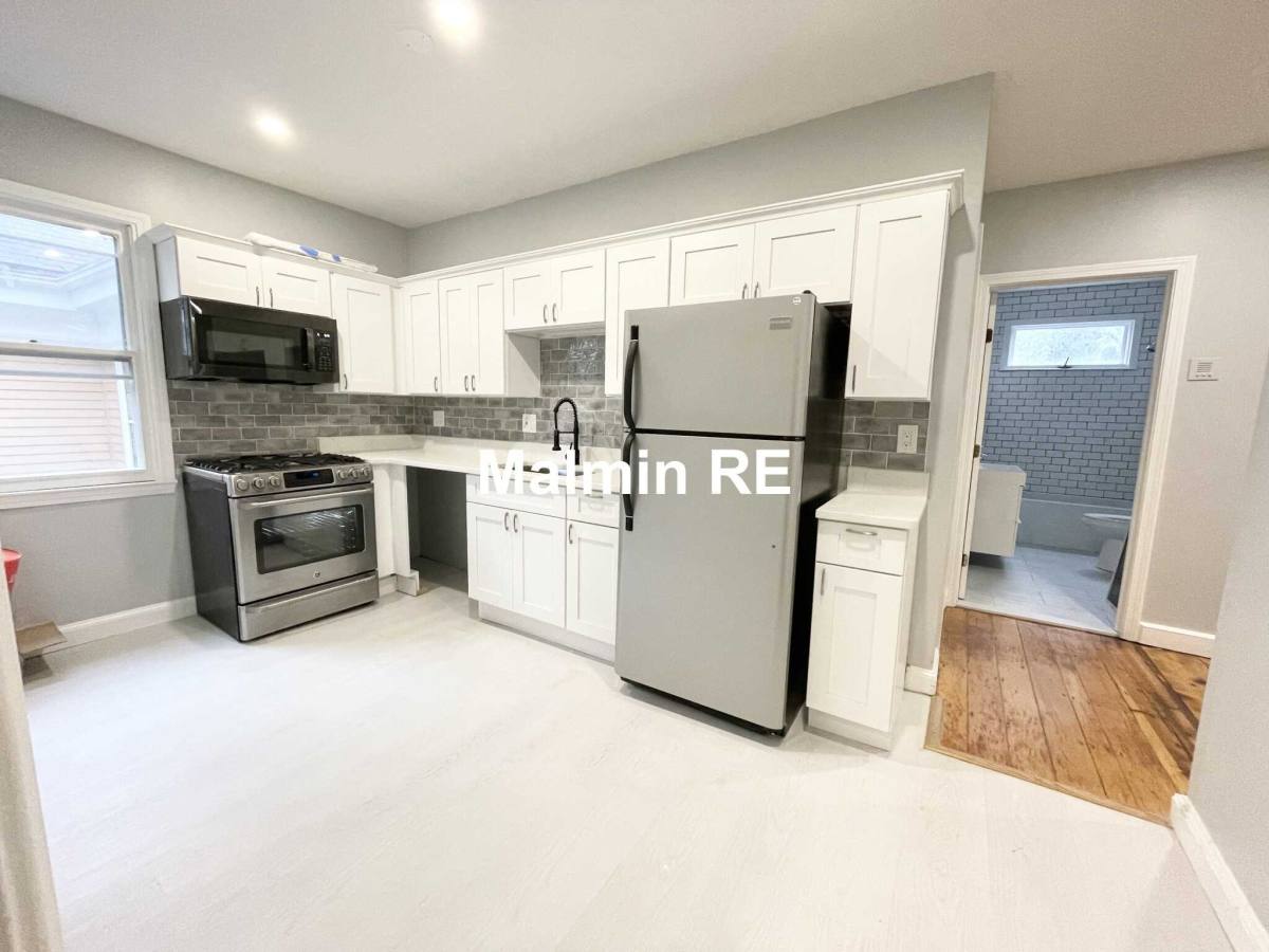 Apartment for rent at 193 Prospect St, Somerville, MA 02143
