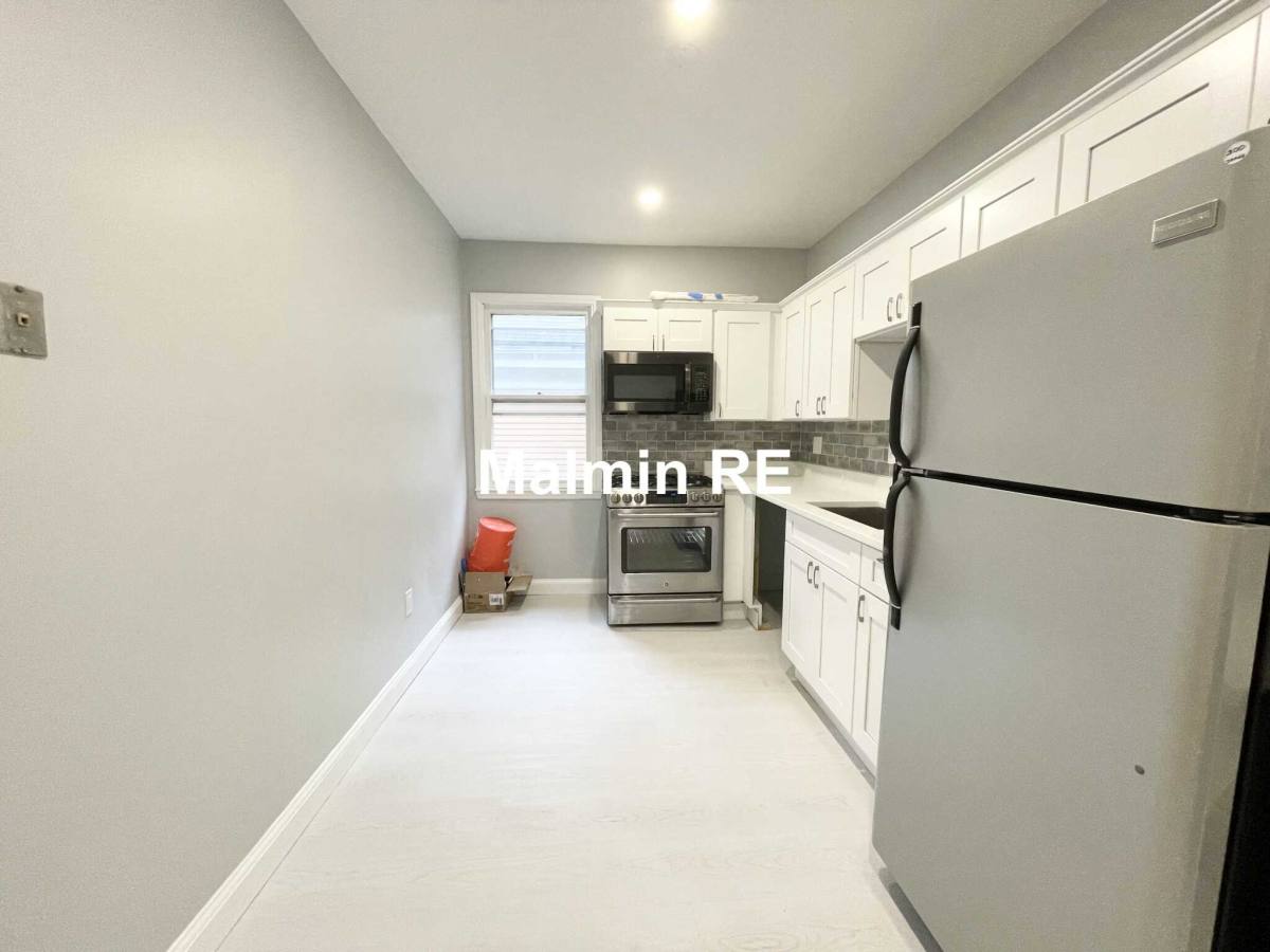 Apartment for rent at 193 Prospect St, Somerville, MA 02143