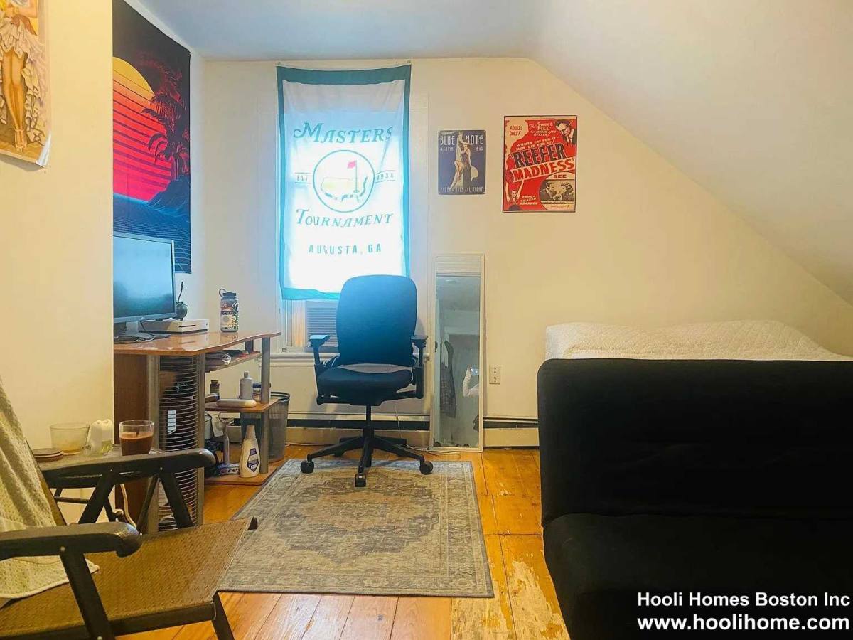 Apartment for rent at 32 Ashford St, Allston, MA 02134
