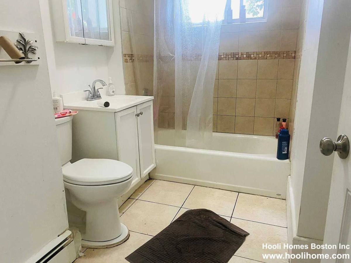 Apartment for rent at 32 Ashford St, Allston, MA 02134
