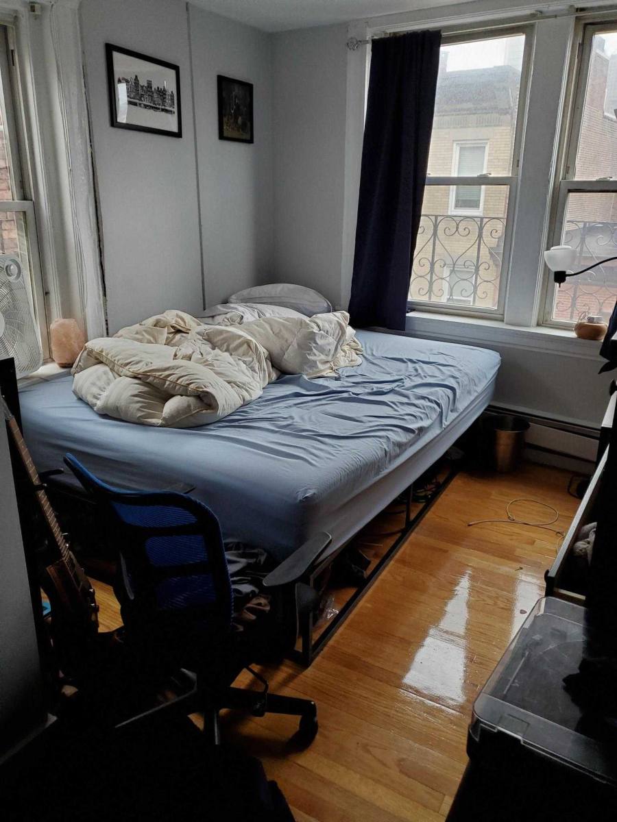 Apartment for rent at 38 Fleet St, Boston, MA 02113