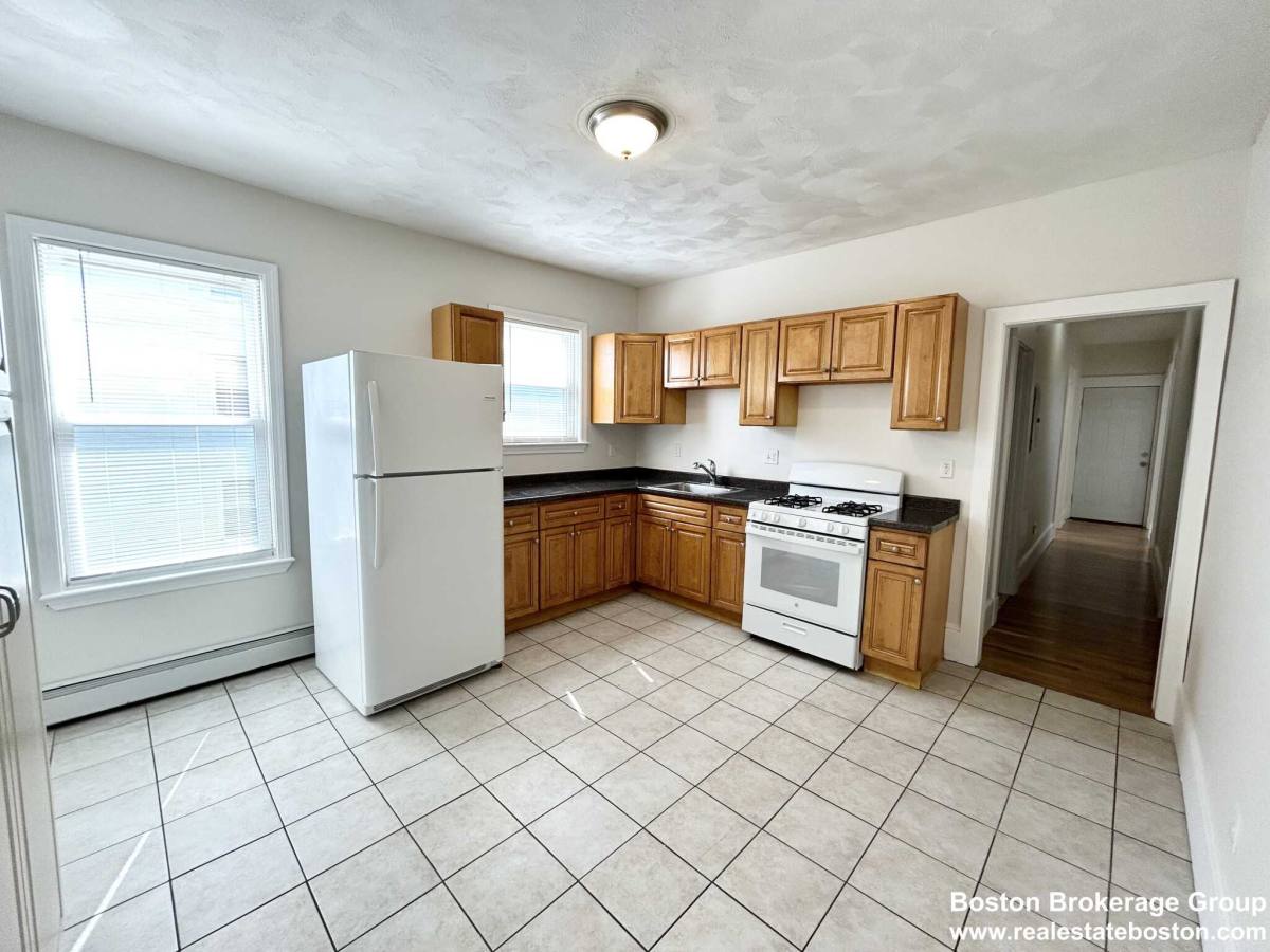 Apartment for rent at 21 Elder St, Dorchester, MA 02125