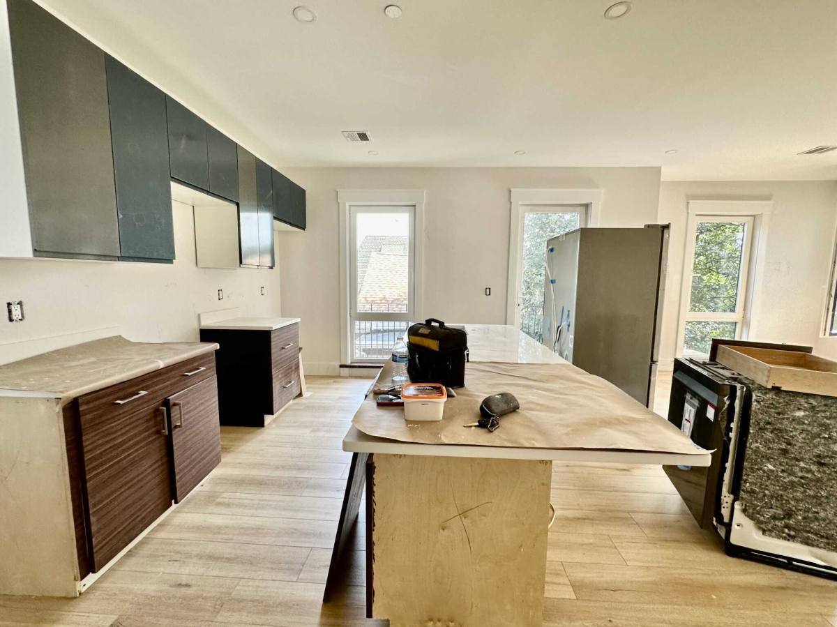 Apartment for rent at 110 Mount Pleasant Ave, Roxbury, MA 02119