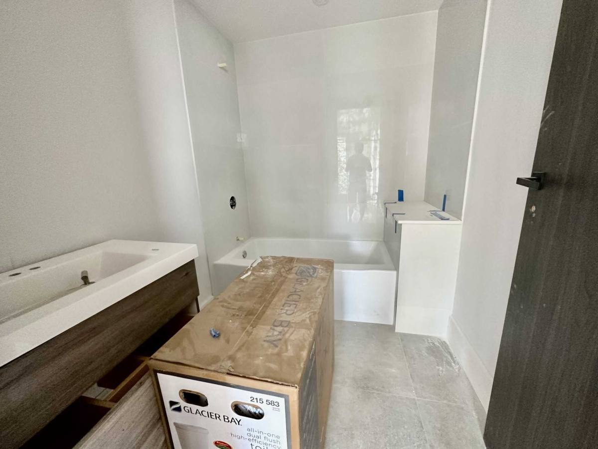 Apartment for rent at 110 Mount Pleasant Ave, Roxbury, MA 02119