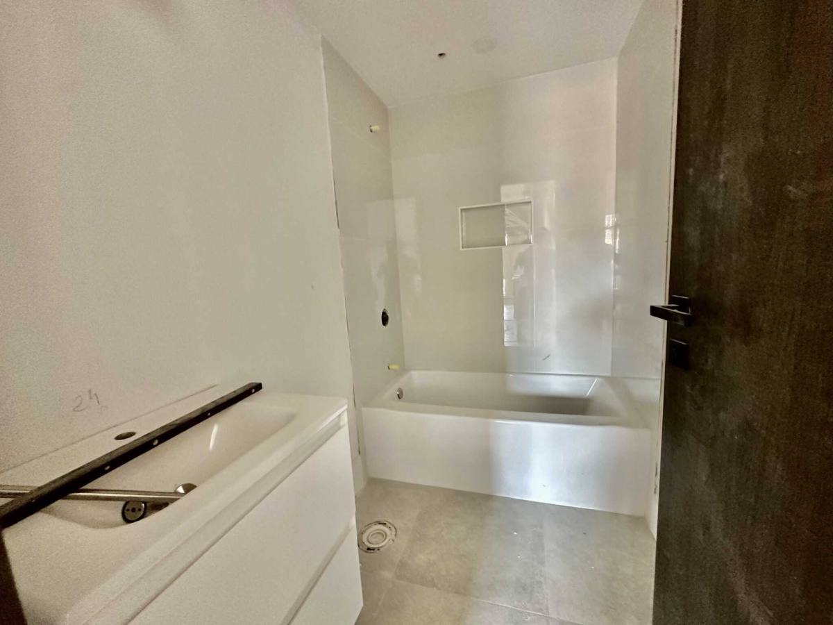 Apartment for rent at 110 Mount Pleasant Ave, Roxbury, MA 02119