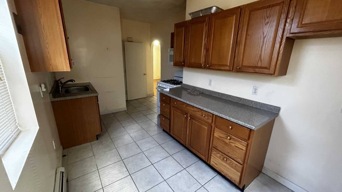 Apartment for rent at 113 Orleans St, East Boston, MA 02128