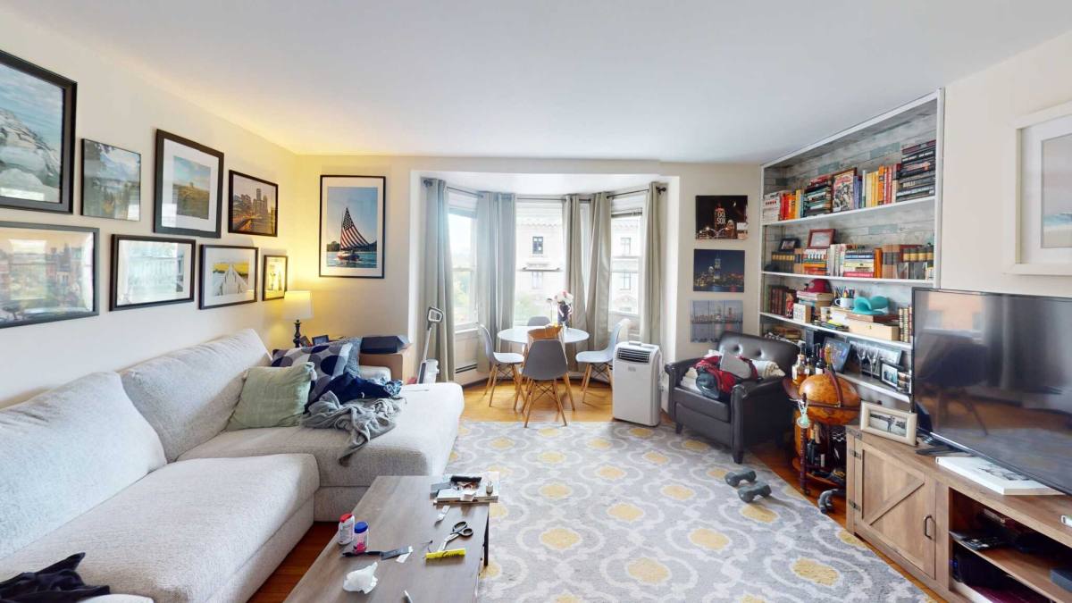 Apartment for rent at 435 Beacon St, Boston, MA 02115