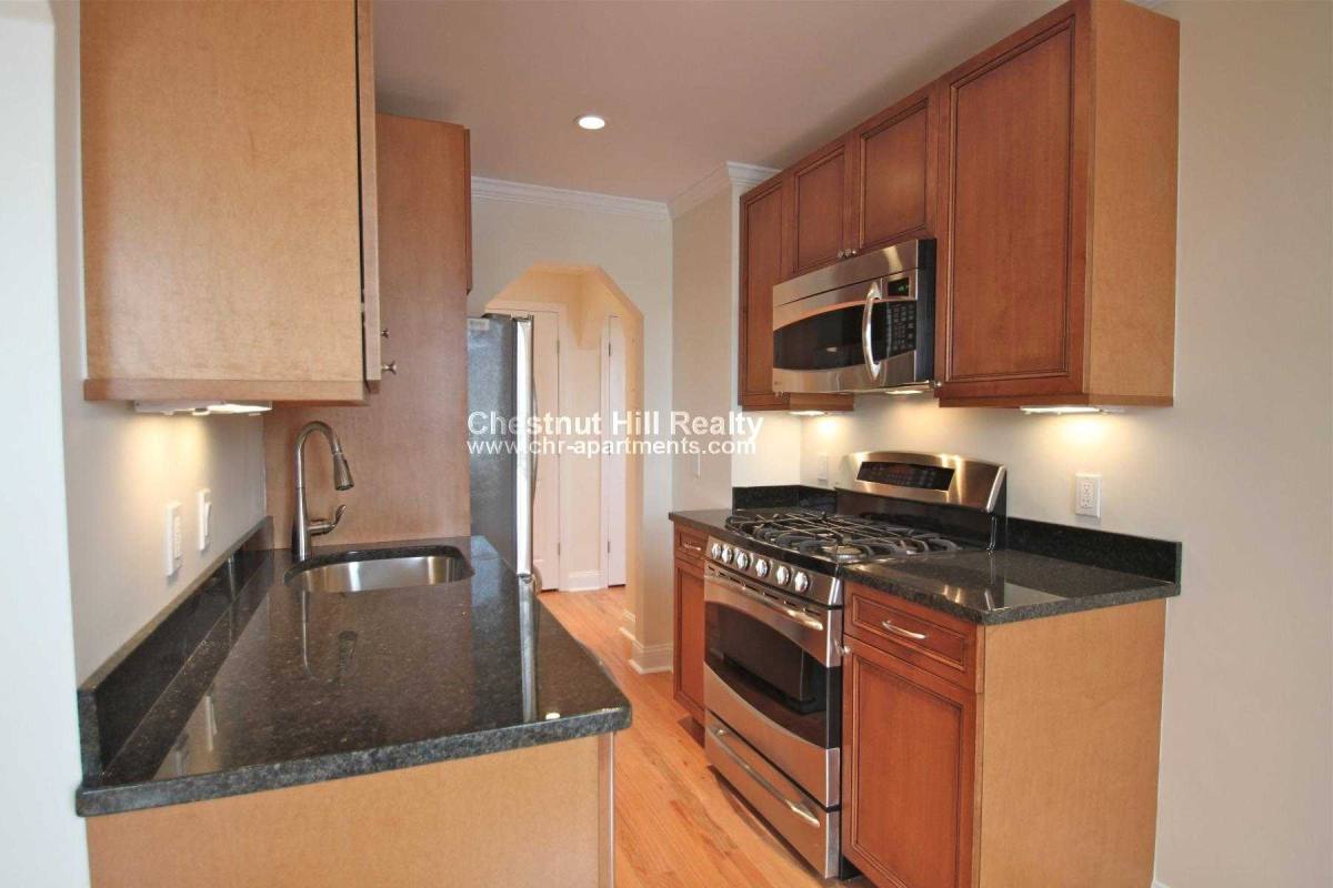 Apartment for rent at 65 Brattle St, Cambridge, MA 02138