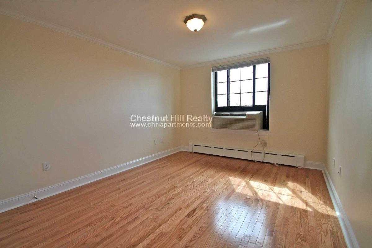 Apartment for rent at 65 Brattle St, Cambridge, MA 02138