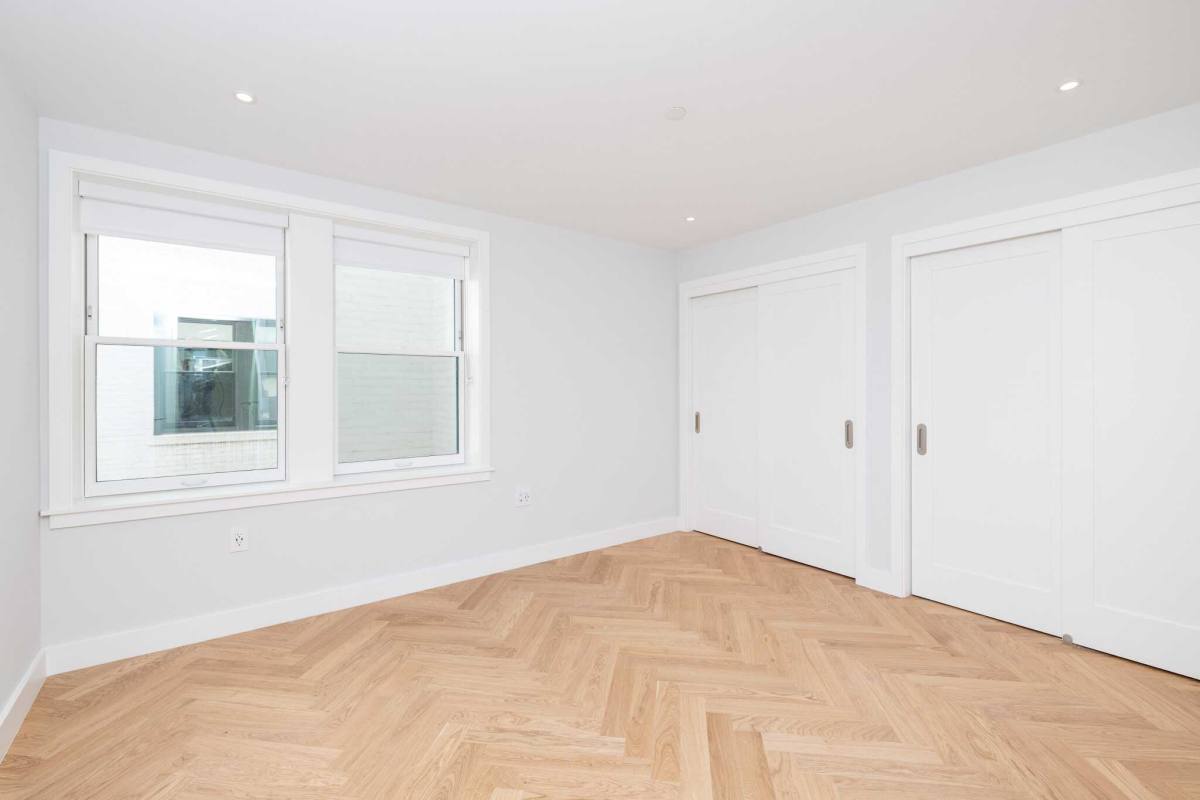 Apartment for rent at 16 Commonwealth Ave, Boston, MA 02116