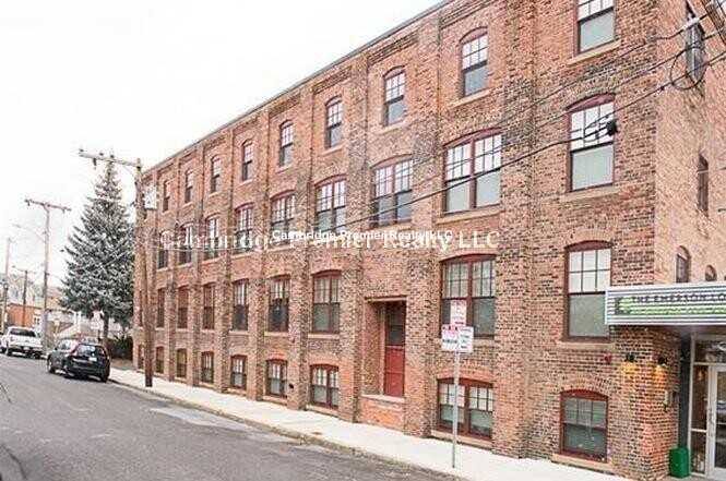 Apartment for rent at 25 Cottage Park Ave, Cambridge, MA 02140