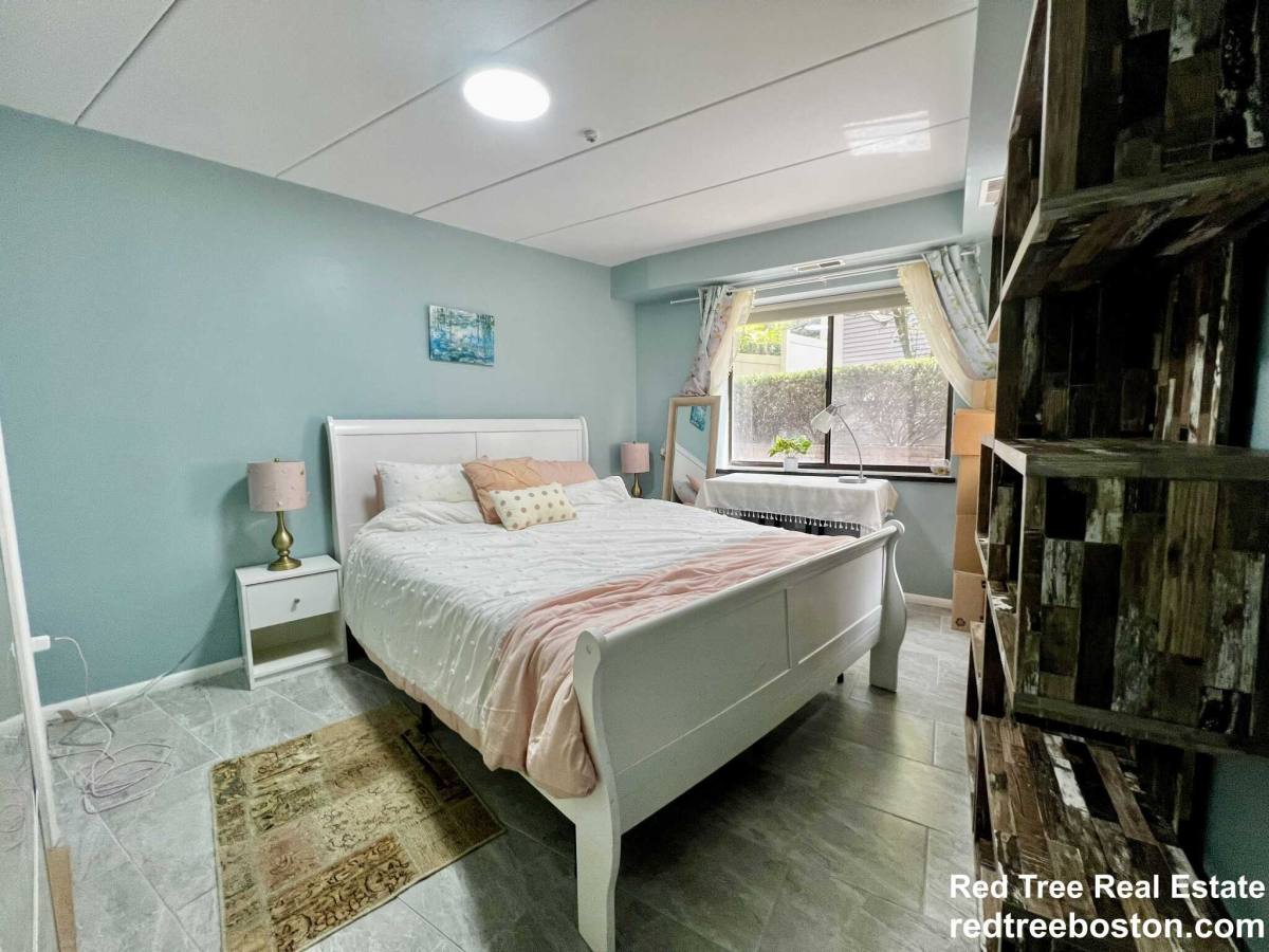 Apartment for rent at 59 Concord Ave, Cambridge, MA 02138