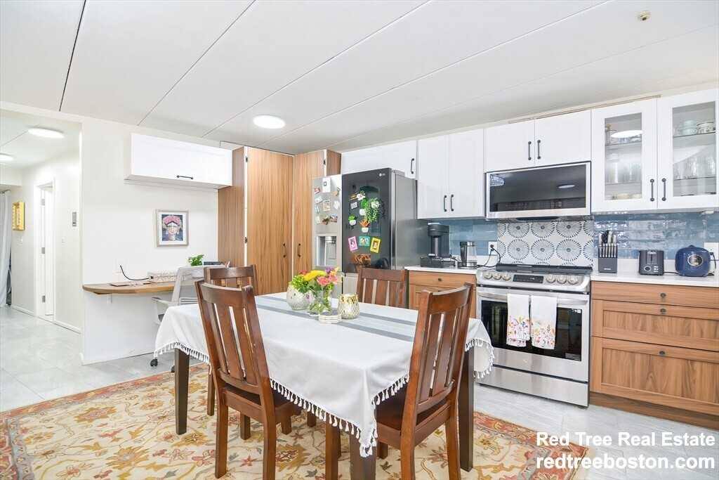 Apartment for rent at 59 Concord Ave, Cambridge, MA 02138