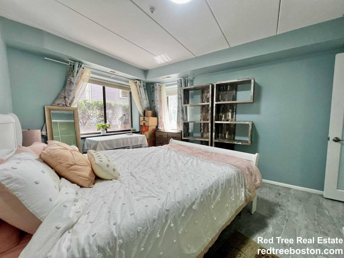 Apartment for rent at 59 Concord Ave, Cambridge, MA 02138