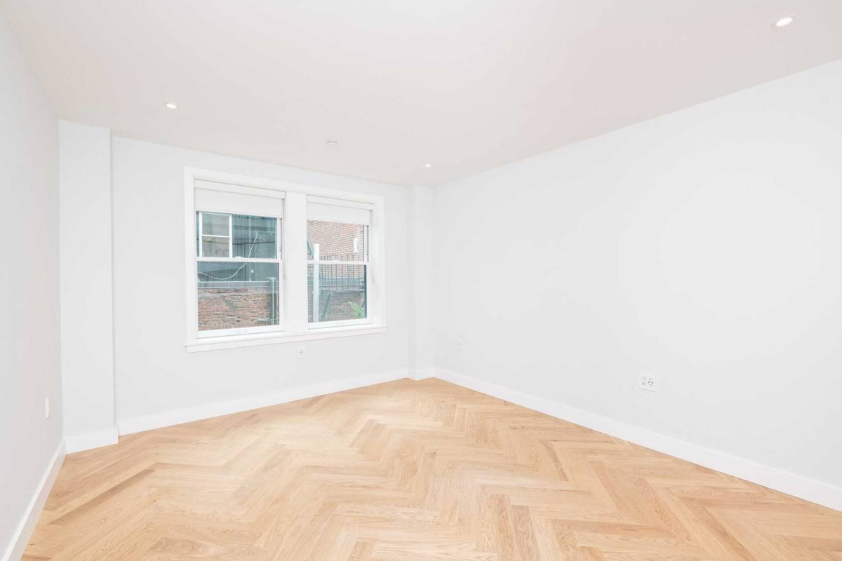 Apartment for rent at 18 Commonwealth Ave, Boston, MA 02116