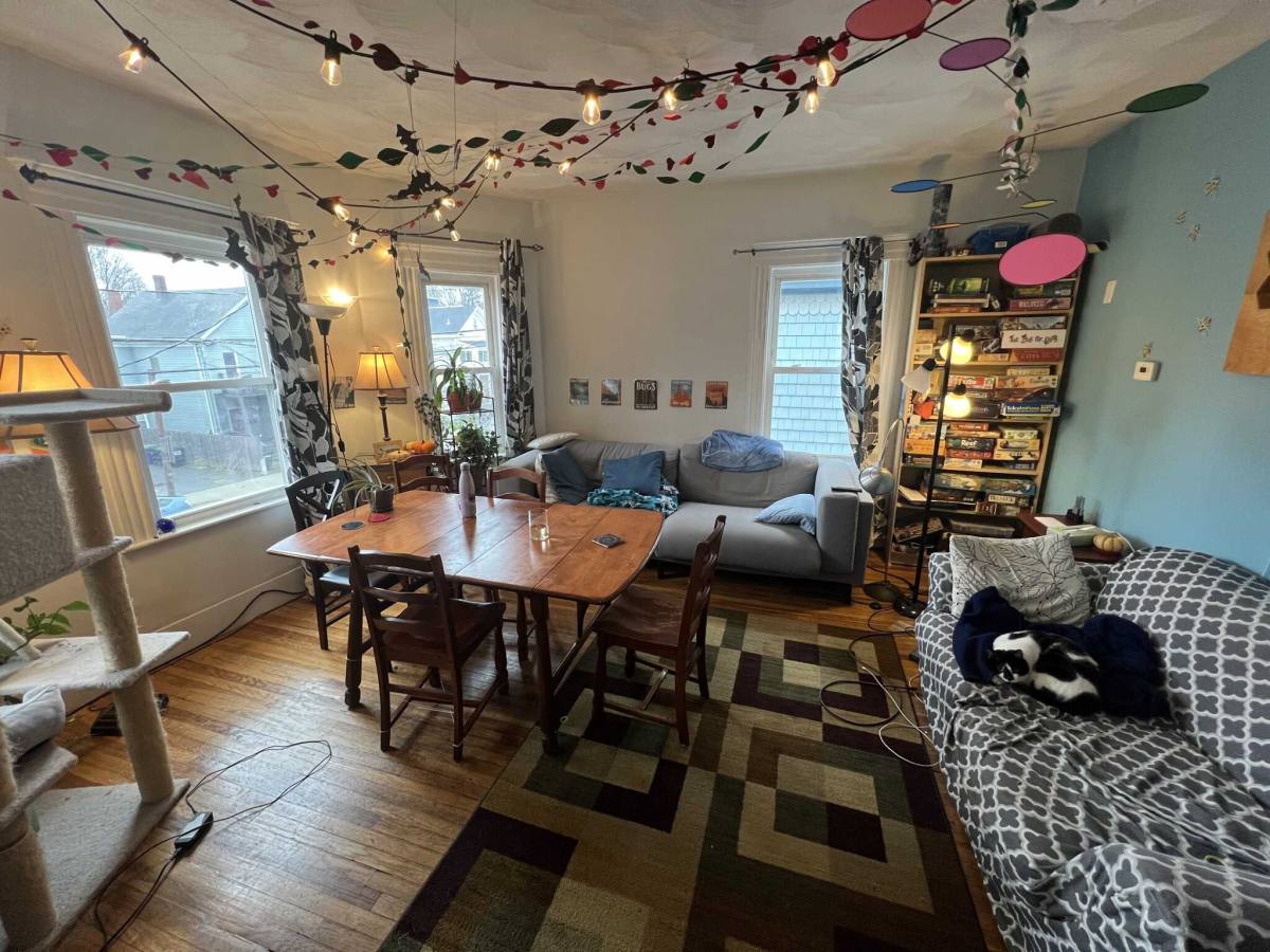 Apartment for rent at 39 Cameron, Somerville, MA 02144