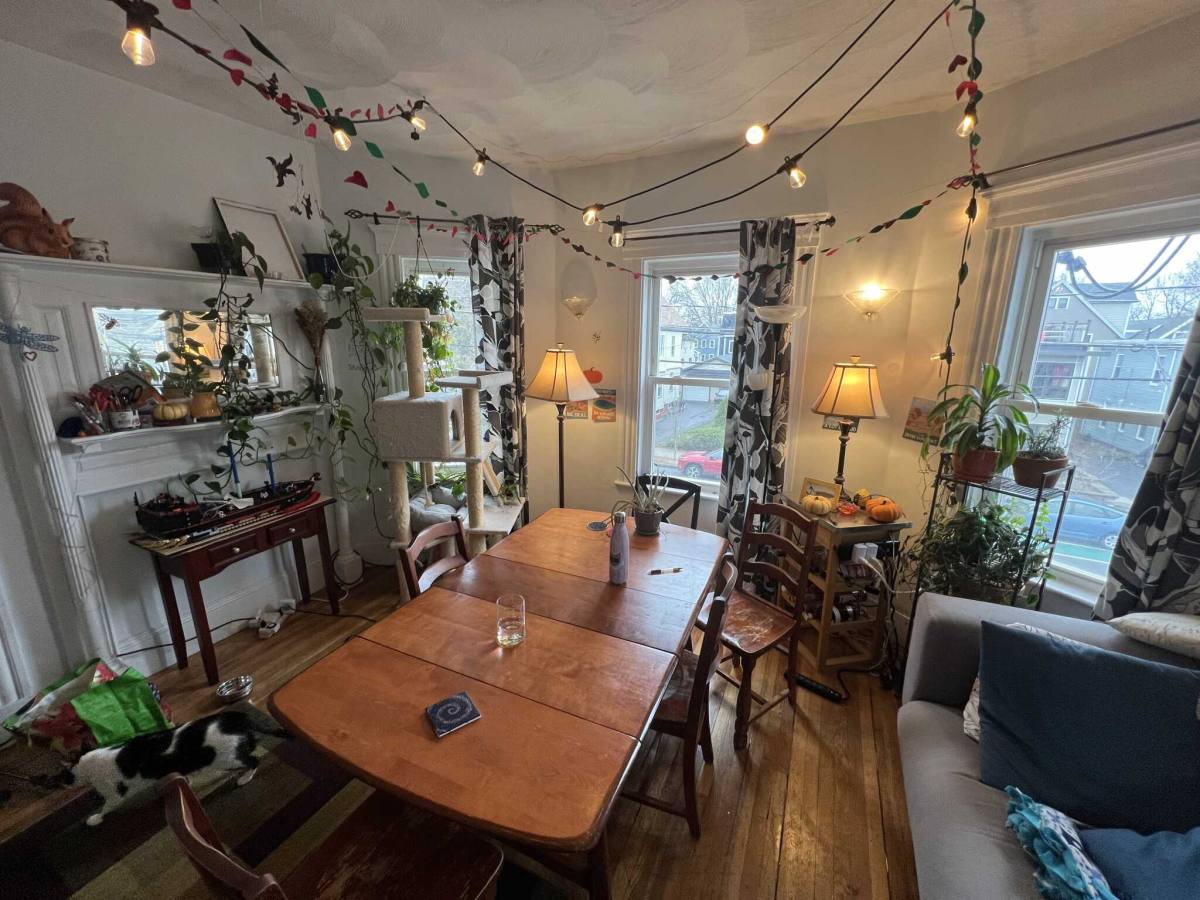 Apartment for rent at 39 Cameron, Somerville, MA 02144