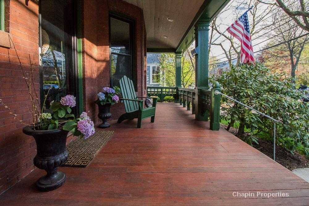 Apartment for rent at 162 Cypress St, Brookline, MA 02445