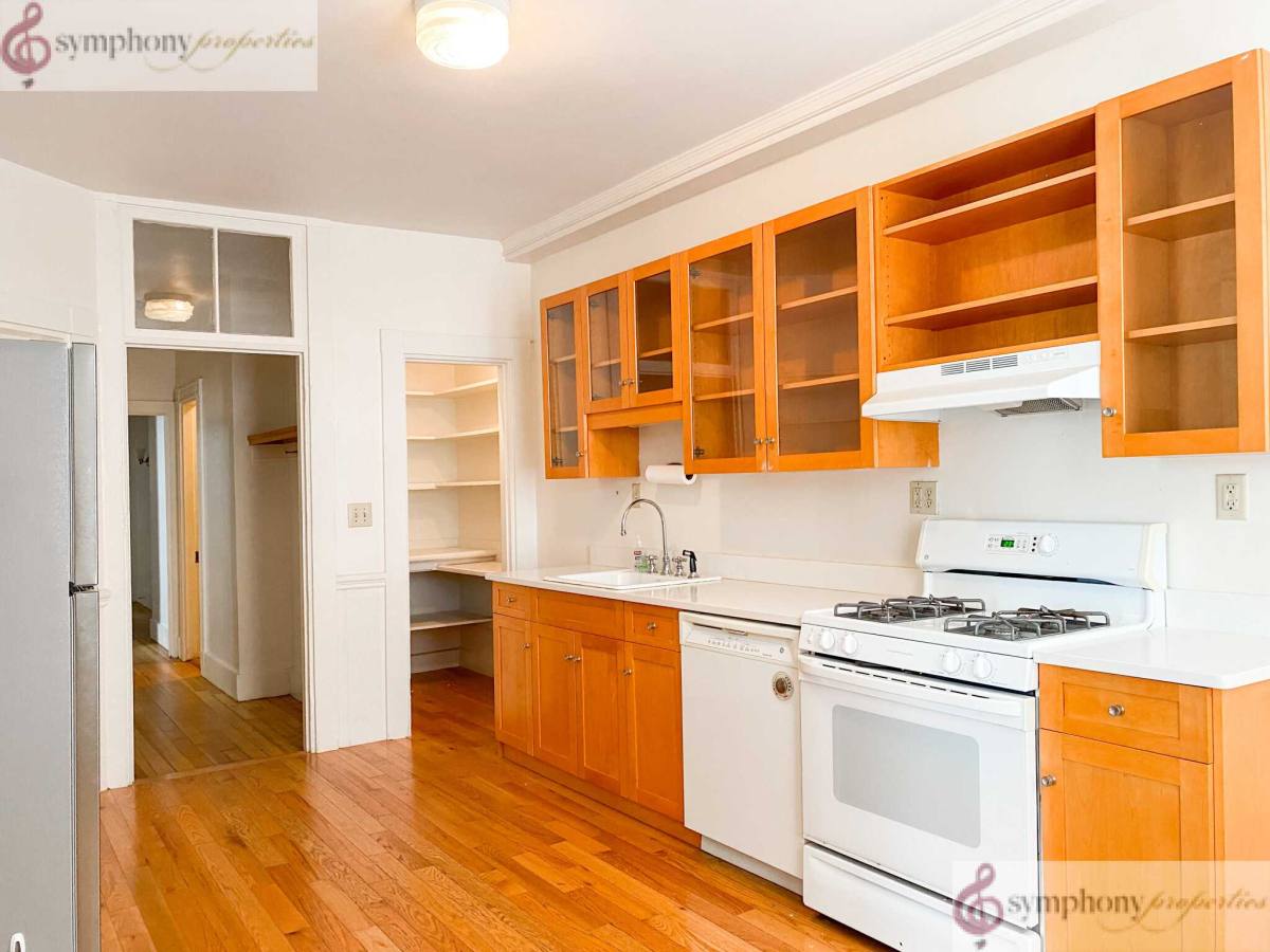 Apartment for rent at 205 High St, Brookline, MA 02445