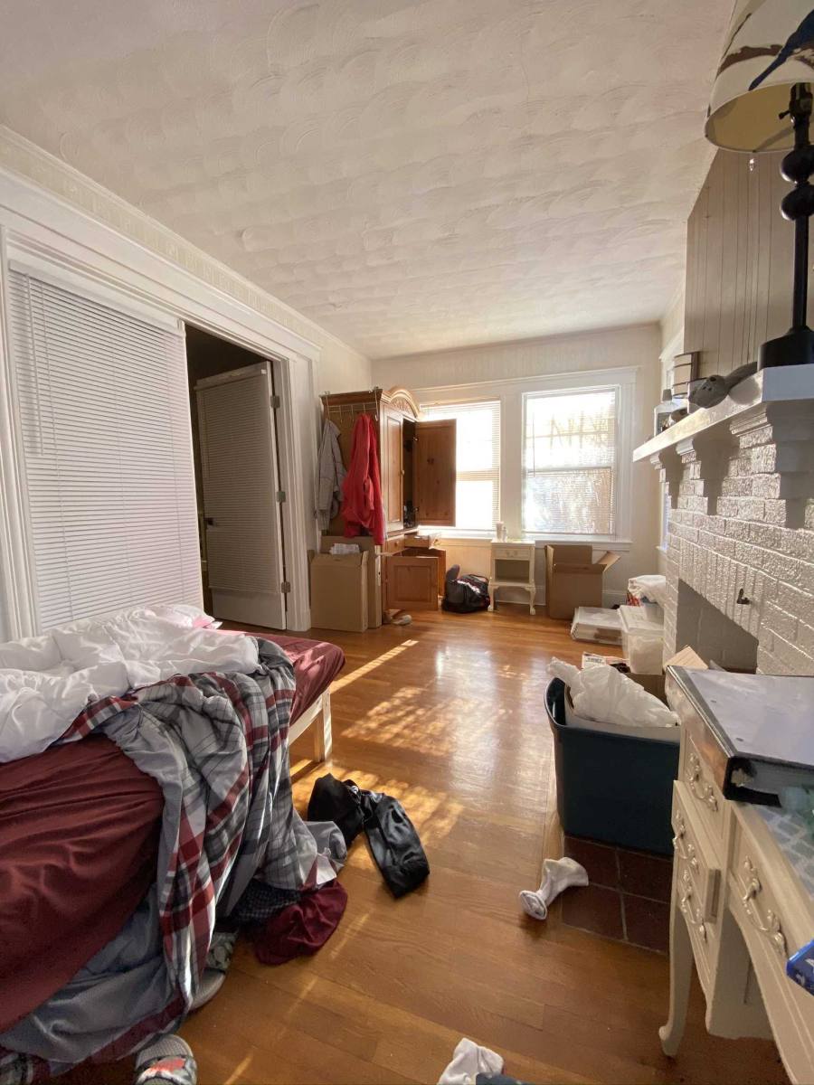 Apartment for rent at 140 Commonwealth Ave, Chestnut Hill, MA 02467