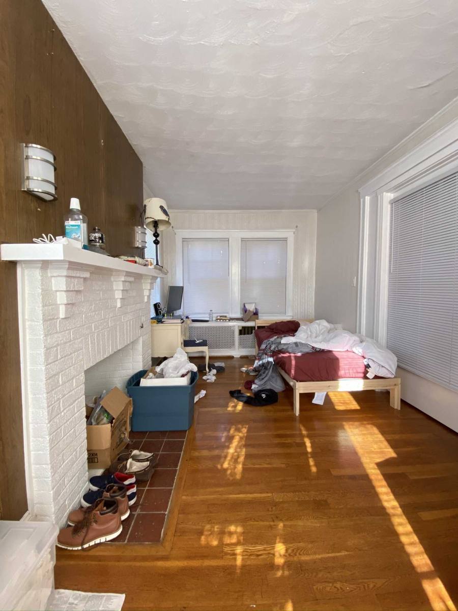Apartment for rent at 140 Commonwealth Ave, Chestnut Hill, MA 02467