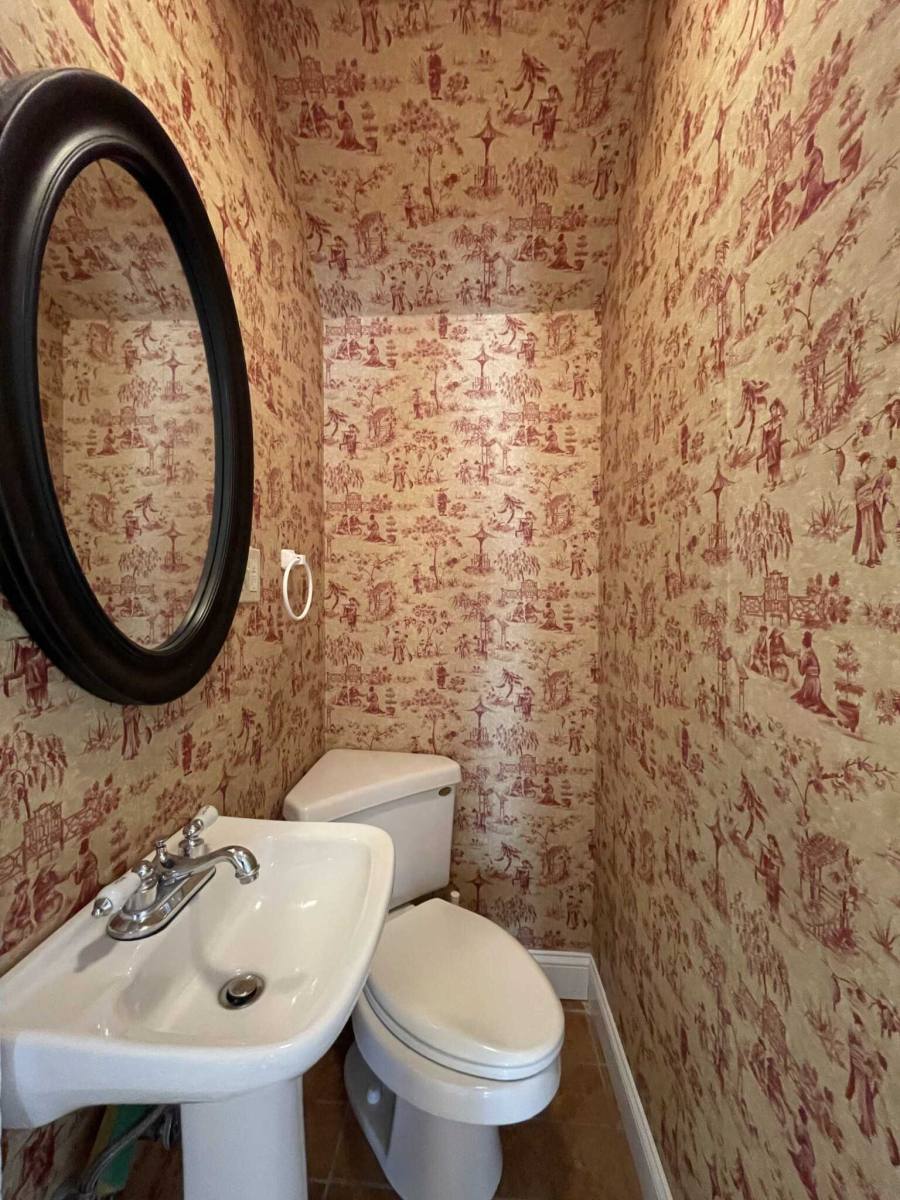 Apartment for rent at 144 Bellevue St, West Roxbury, MA 02132