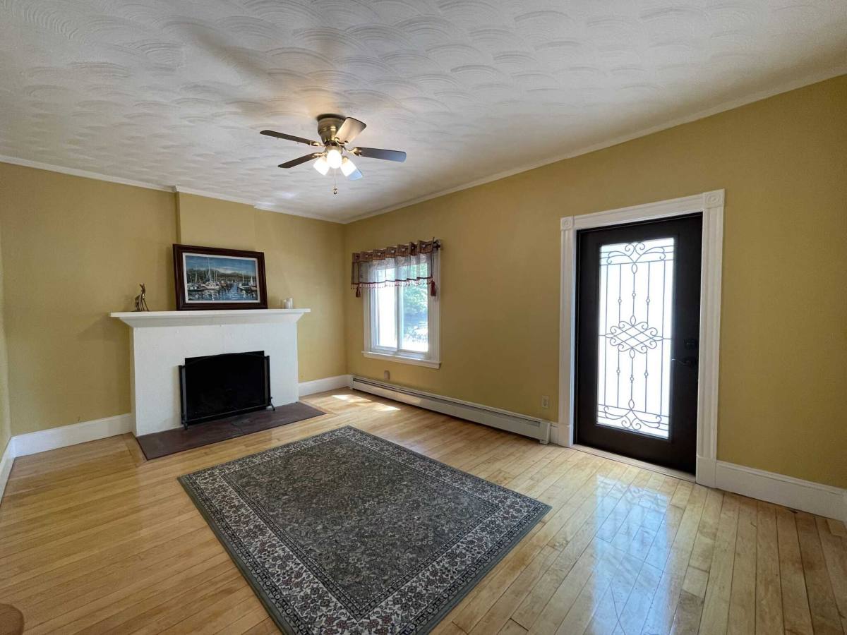 Apartment for rent at 144 Bellevue St, West Roxbury, MA 02132
