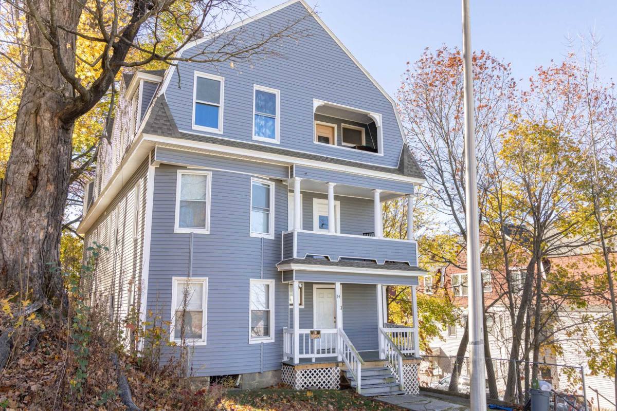 Apartment for rent at 18 Perkins St, Worcester, MA 01605