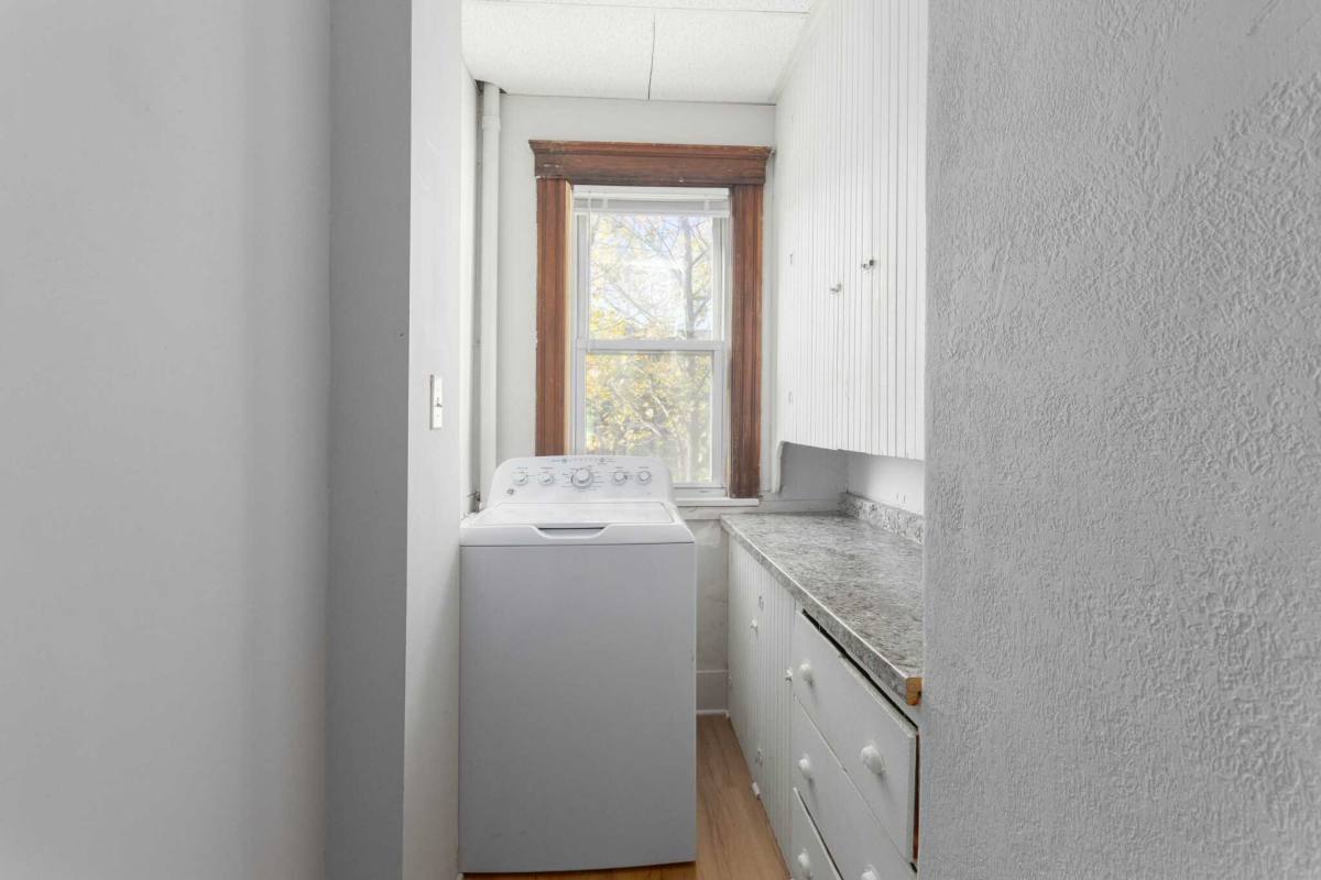 Apartment for rent at 18 Perkins St, Worcester, MA 01605