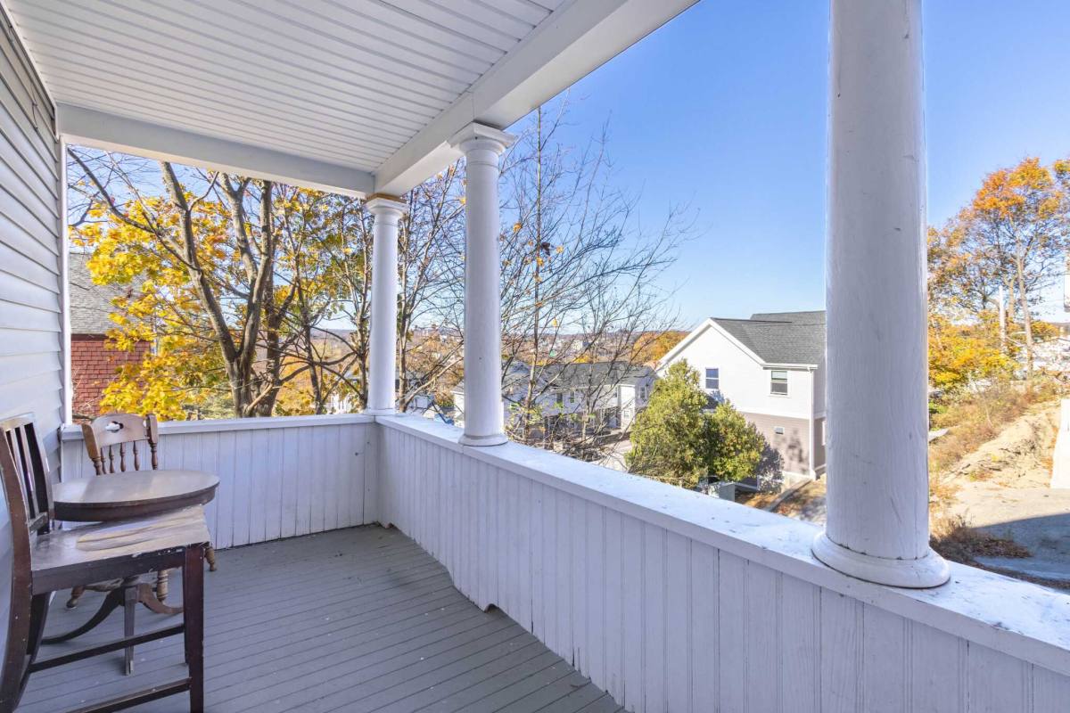 Apartment for rent at 18 Perkins St, Worcester, MA 01605