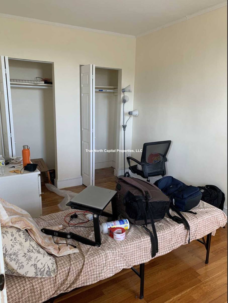 Apartment for rent at 387 Broadway, Somerville, MA 02145