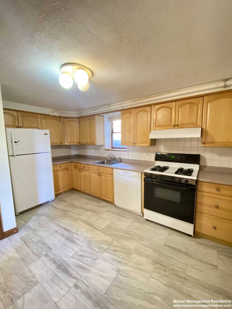 Apartment for rent at 43 Loomis St, Cambridge, MA 02138