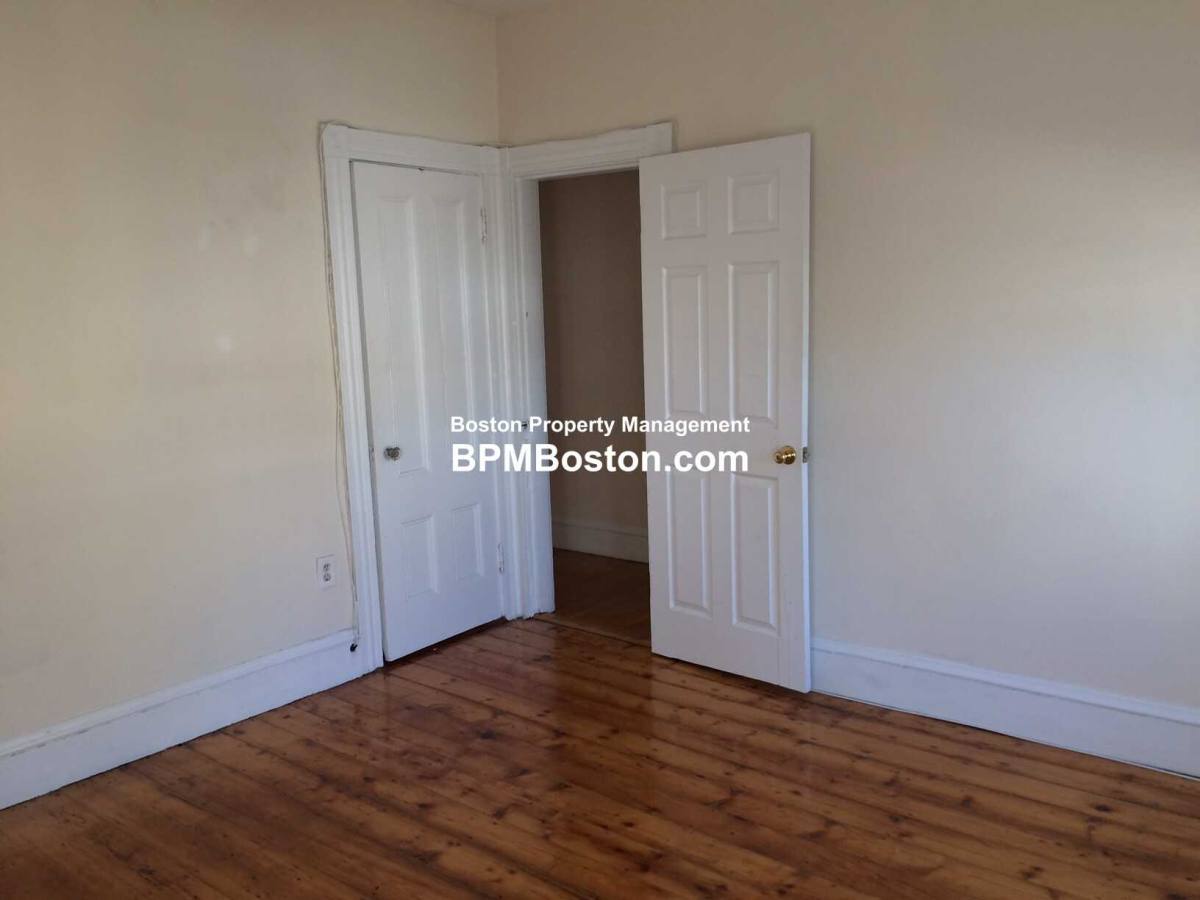 Apartment for rent at 79 Hano St, Allston, MA 02134