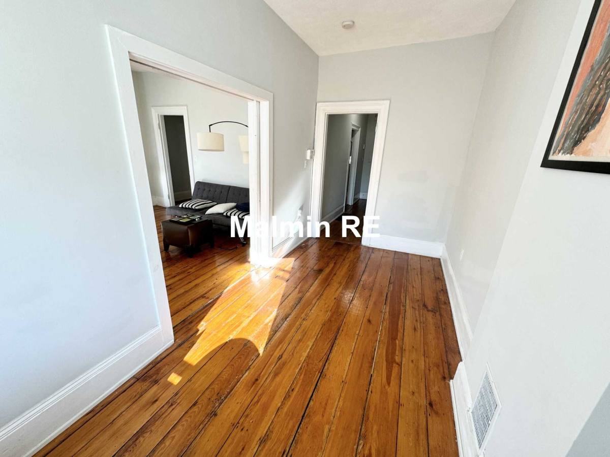 Apartment for rent at 96 Mount Pleasant Ave, Roxbury, MA 02119