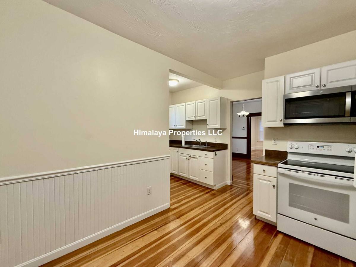 Apartment for rent at 32 Bromfield Rd, Somerville, MA 02144